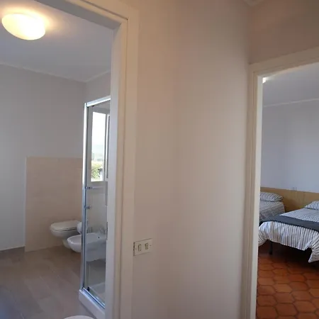 Isa * Castelletto sopra Ticino