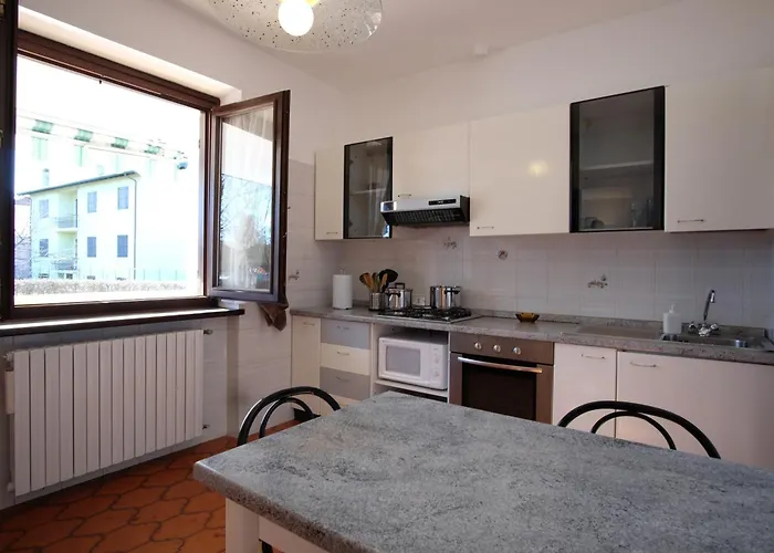 Isa Castelletto sopra Ticino